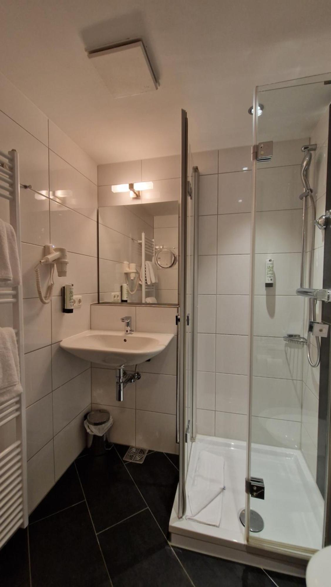Hotel Sonnenhof Pleinfeld Esterno foto
