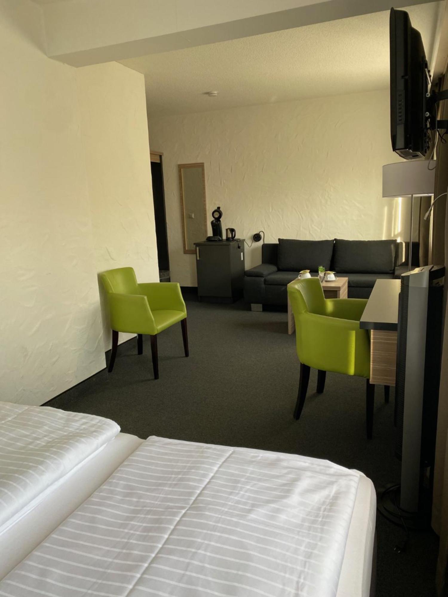 Hotel Sonnenhof Pleinfeld Esterno foto